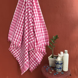 Ikat Cotton Bath Towel Checked Red & White
